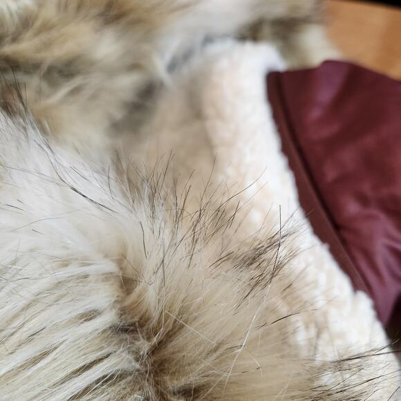 AMERICAN RAG Burgundy Red Hooded Parka Pockets Faux Fur Winter Womens Small S - Picture 11 of 12